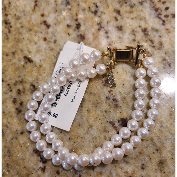 NEW! Vintage Signed Napier Double Strand Faux Pearl Bracelet Gold Tone Clasp - Picture 5 of 8